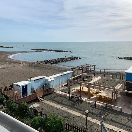Roma Meraviglioso Attico Sul Mare Ladispoli Eksteriør bilde