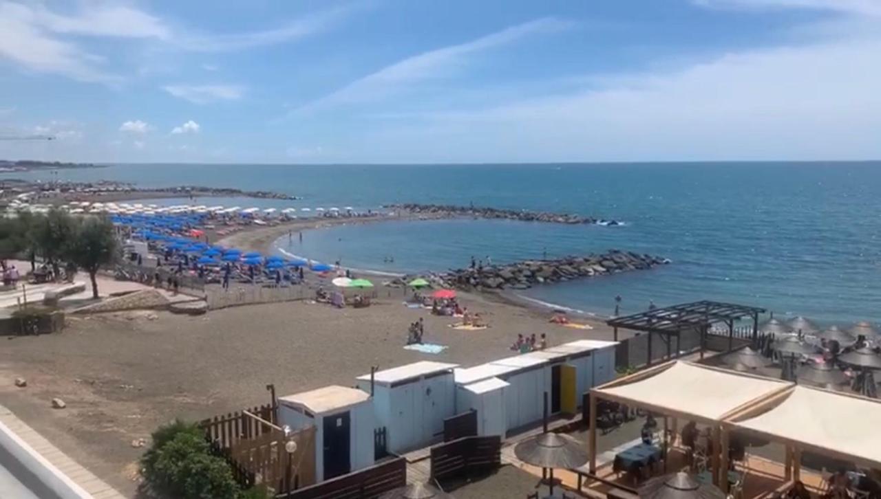 Roma Meraviglioso Attico Sul Mare Ladispoli Eksteriør bilde